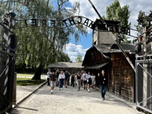 Miniaturka artykułu Wycieczka – Wadowice, Oświęcim, Brzezinka